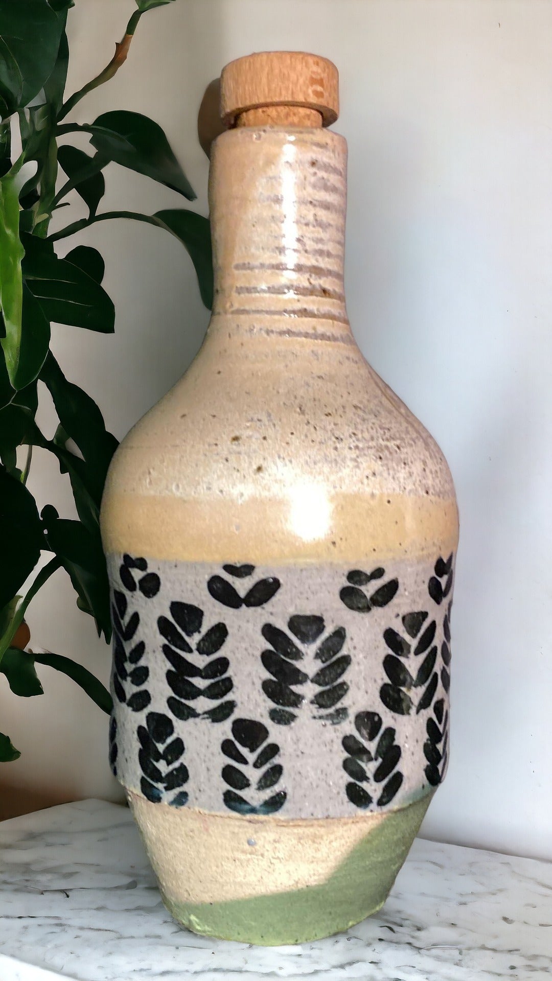 Black Floral Oil Jar